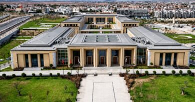 Meclis yasama gündemiyle toplanıyor