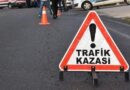 Makarna yüklü tır devrildi, sürücü yaralandı