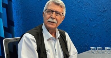 Ferdi Sabit Soyer, Ercan’ın iç hat kapsamına alınması tartışmalarını eleştirdi