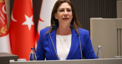 İncirli: Bu dönem, yolsuzluklarda istikrarın olduğu bir dönem olarak hatırlanacak