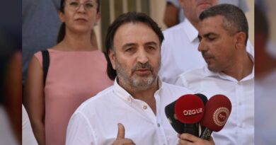Atan’dan Babalar Günü mesajı: “Aile ve çalışma hayatındaki yükleri arttı”