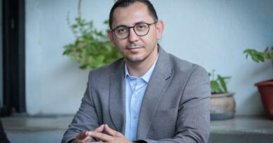 Başkan Üredi: “Babalarımızın emeği ve fedakârlığı sendikal mücadelemize güç katıyor”