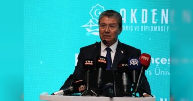 Üstel, Akdeniz Barış ve Diplomasi Forumu’nda konuştu