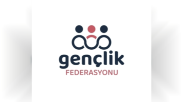 Gençlik Federasyonu, bir öğrencinin okul binasından atlamasına ilişkin açıklama yaptı: “Tek bir ana veya tek bir nedene indirgenemez”
